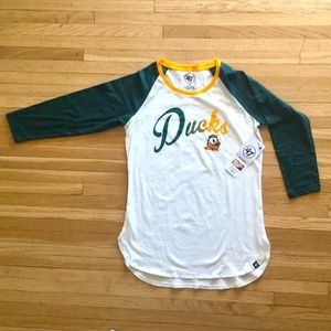 47’ Oregon Ducks tailgate t-shirt
